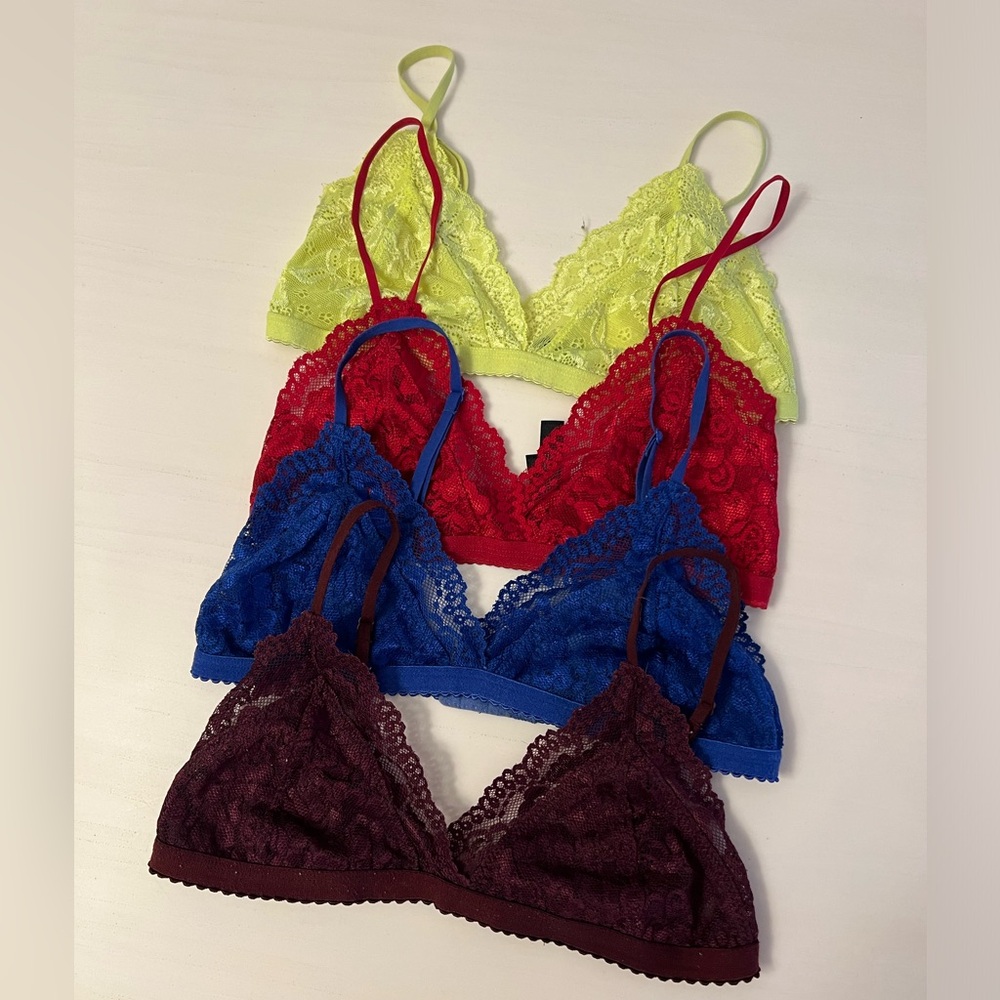 Aritzia Lace Bralettes (Set of 4)
